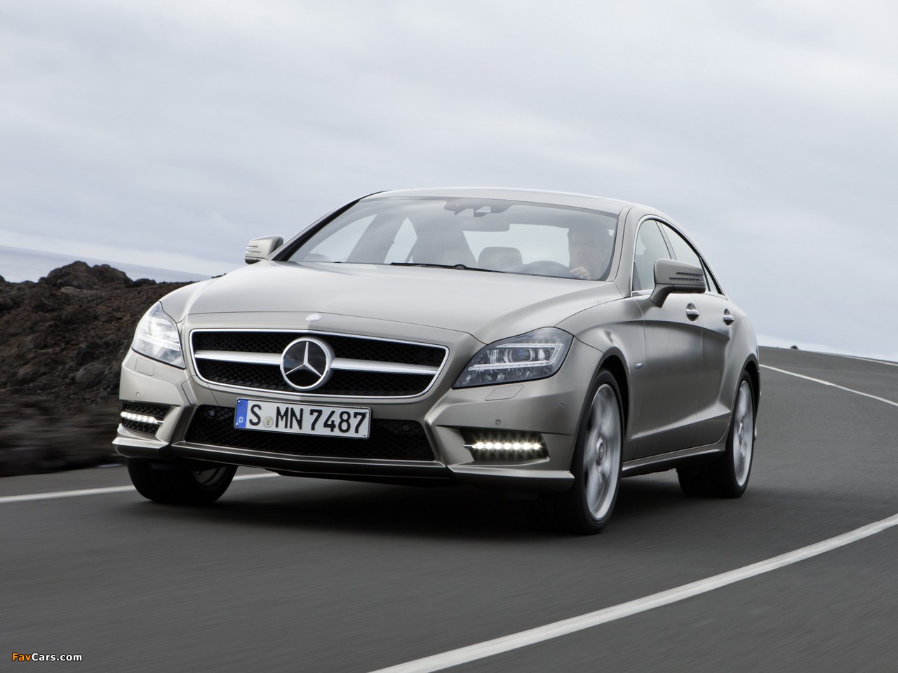 Photos of Mercedes-Benz CLS 350 AMG Sports Package (C218) 2010 (1280 x 960)