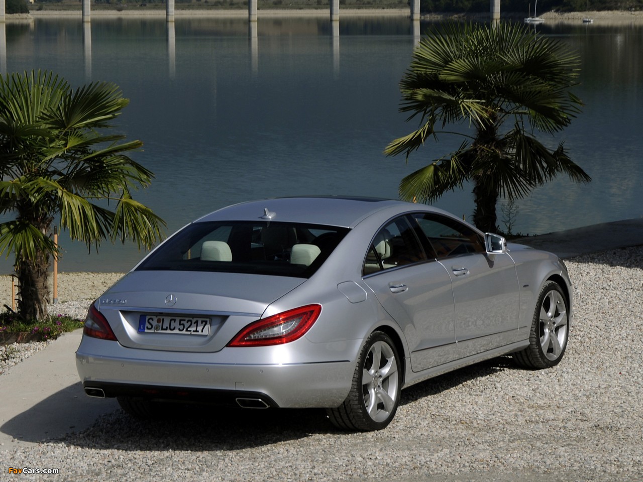 Photos of Mercedes-Benz CLS 350 (C218) 2010 (1280 x 960)