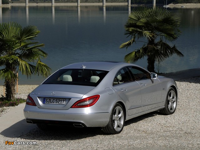 Photos of Mercedes-Benz CLS 350 (C218) 2010 (640 x 480)