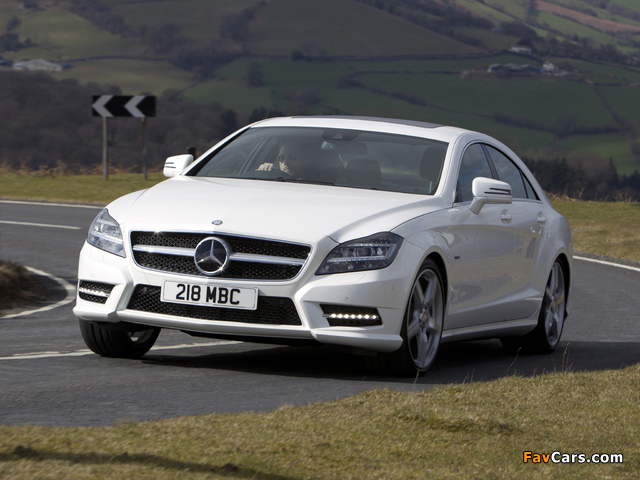 Photos of Mercedes-Benz CLS 350 CDI AMG Sports Package UK-spec (C218) 2010 (640 x 480)