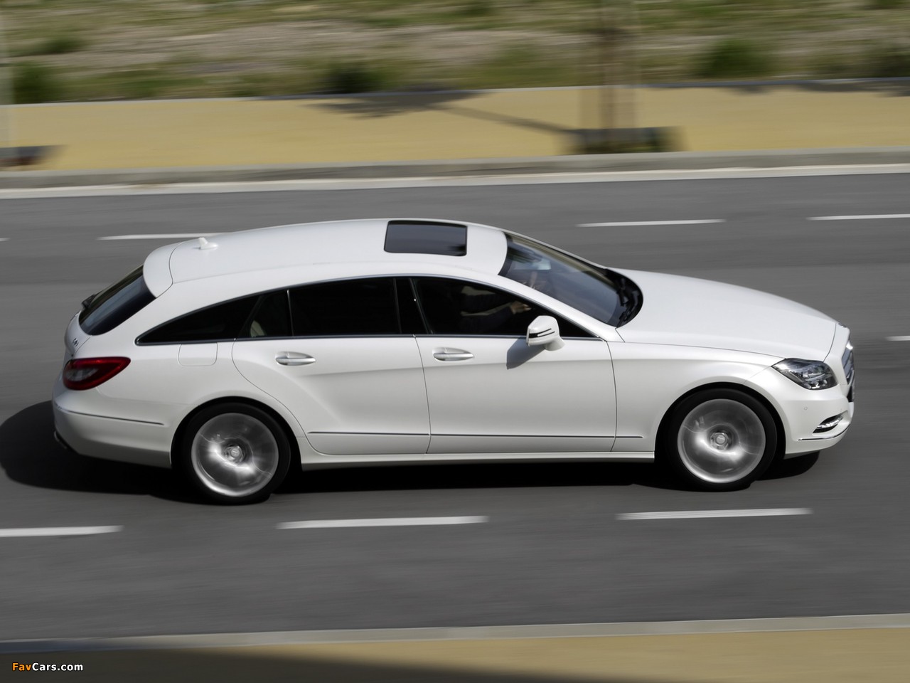 Photos of Mercedes-Benz CLS 250 CDI Shooting Brake (X218) 2012 (1280 x 960)