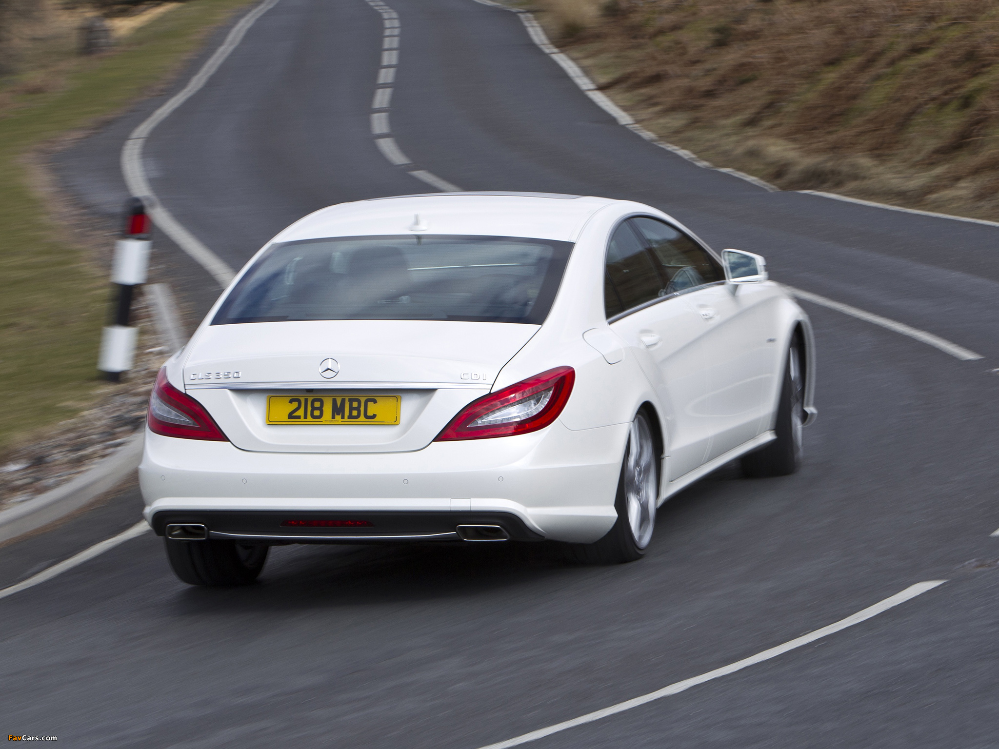 Pictures of Mercedes-Benz CLS 350 CDI AMG Sports Package UK-spec (C218) 2010 (2048 x 1536)