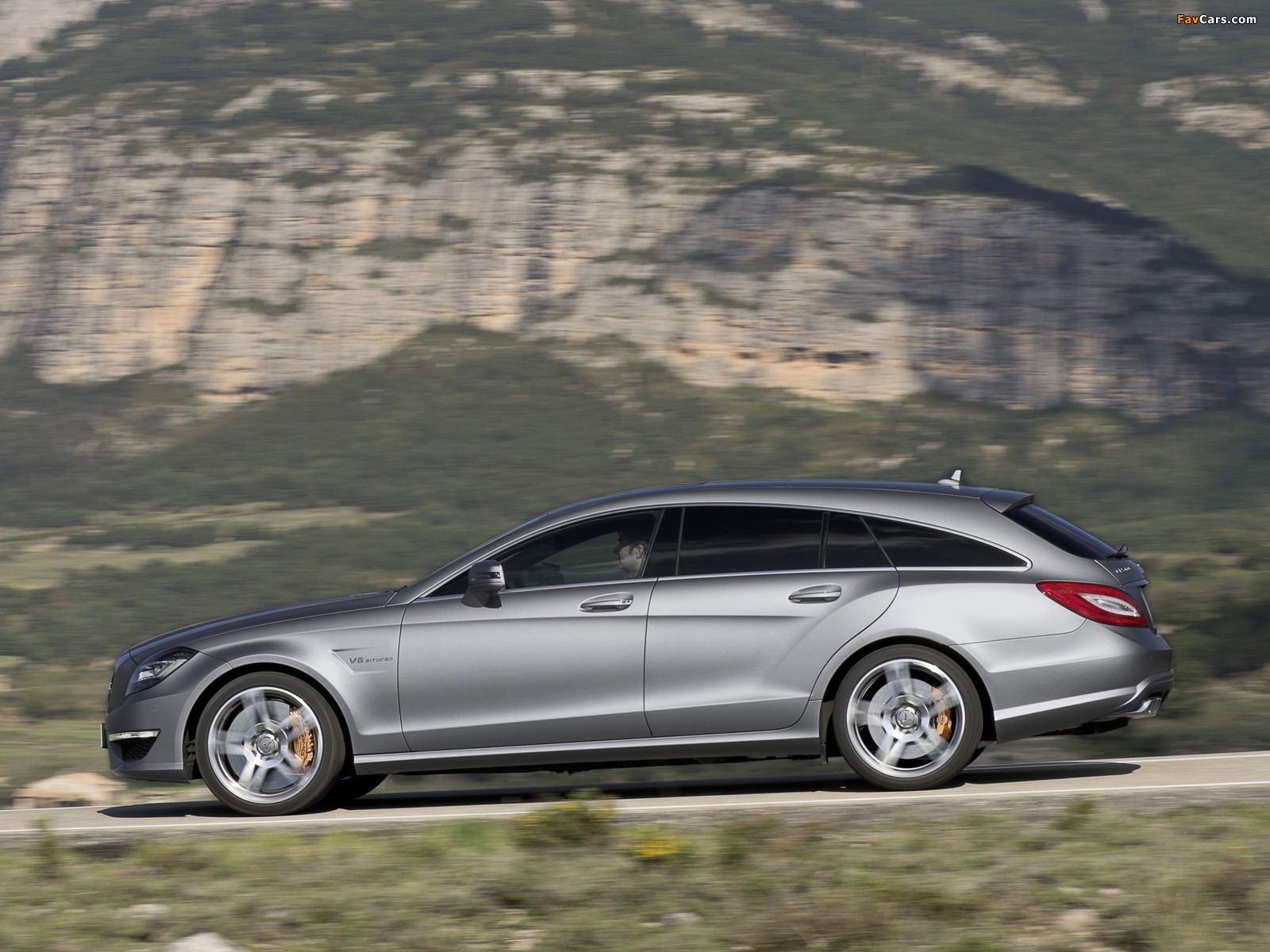 Pictures of Mercedes-Benz CLS 63 AMG Shooting Brake (X218) 2012 (1600 x 1200)