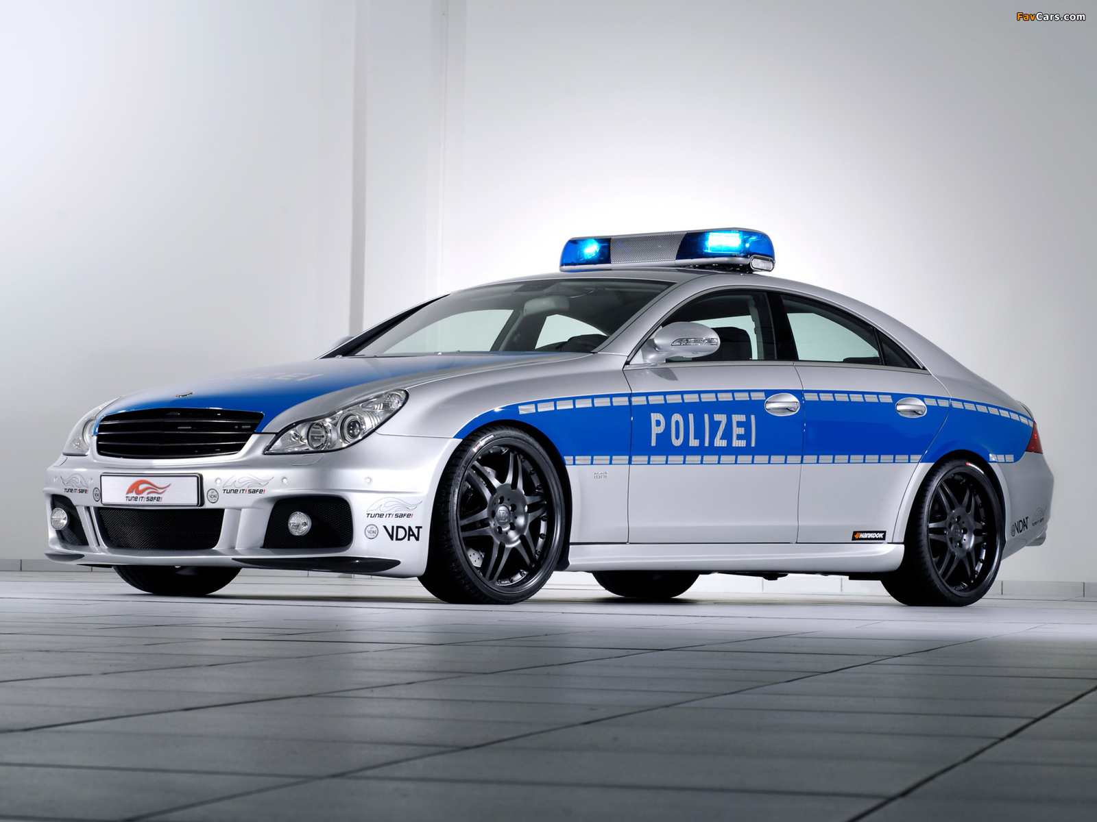 Brabus Rocket Polizei (C219) 2006 wallpapers (1600 x 1200)