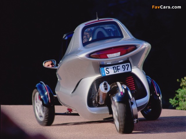 Images of Mercedes-Benz F300 Life Jet Concept 1997 (640 x 480)