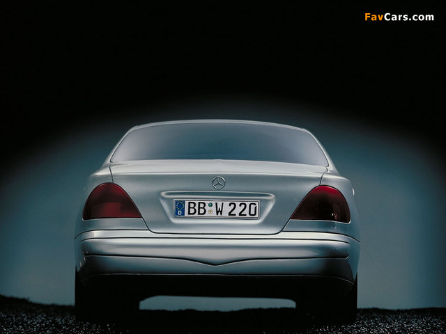 Images of Mercedes-Benz S-Klasse W220 Concept (640 x 480)