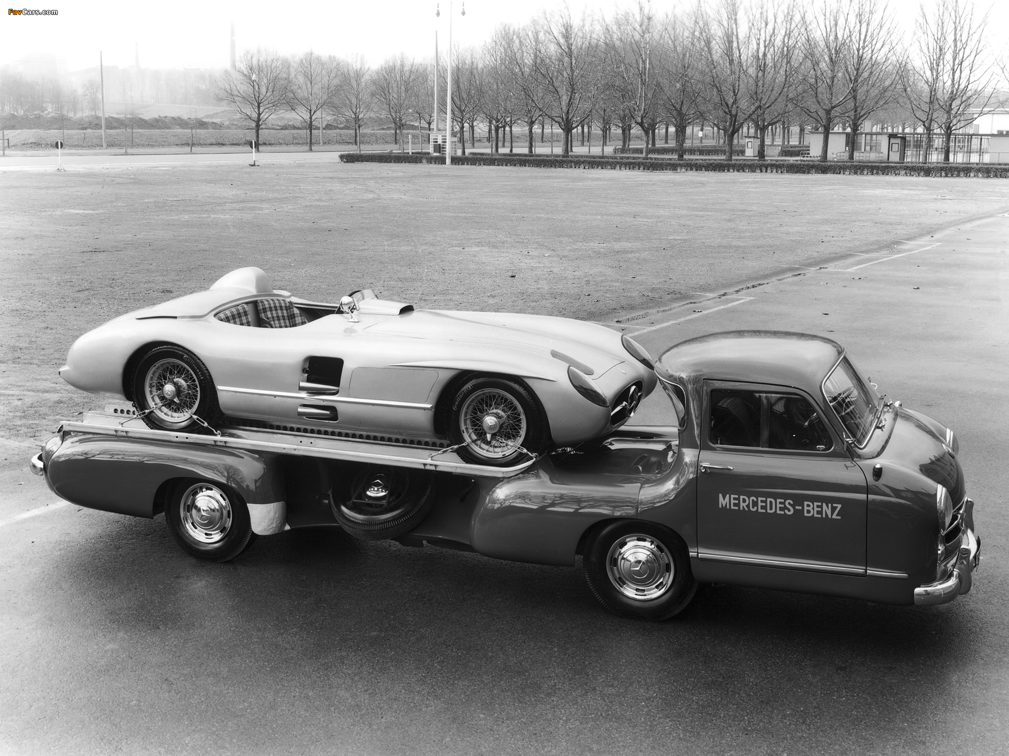 Mercedes-Benz Blue Wonder Transporter 1954 pictures (2048 x 1536)