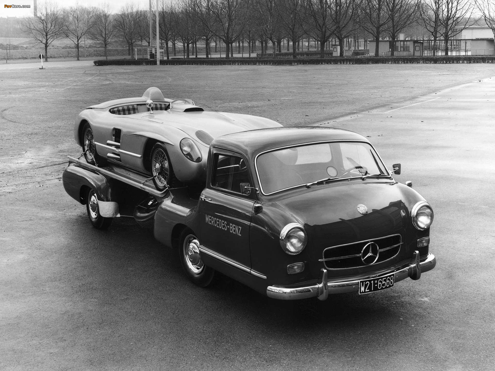 Mercedes-Benz Blue Wonder Transporter 1954 pictures (1920 x 1440)