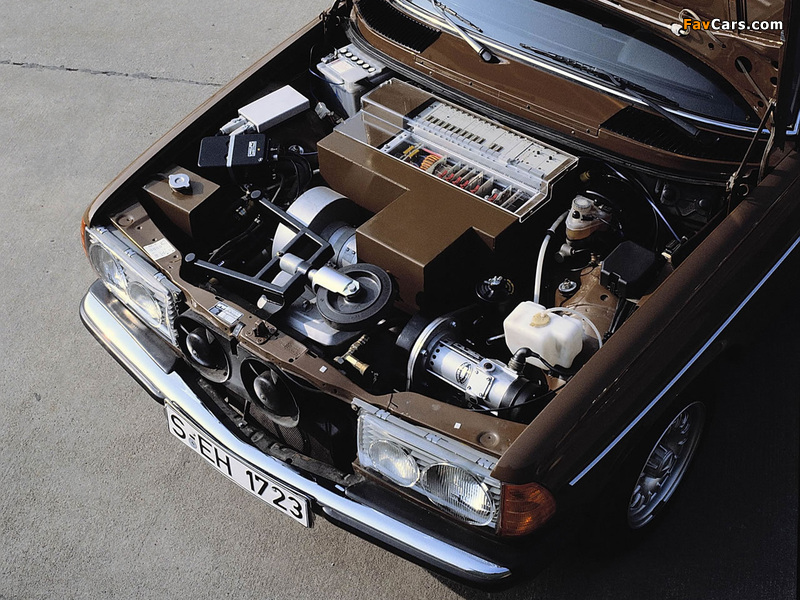 Mercedes-Benz E-Klasse Estate Elektro-Antrieb (S123) 1982 photos (800 x 600)