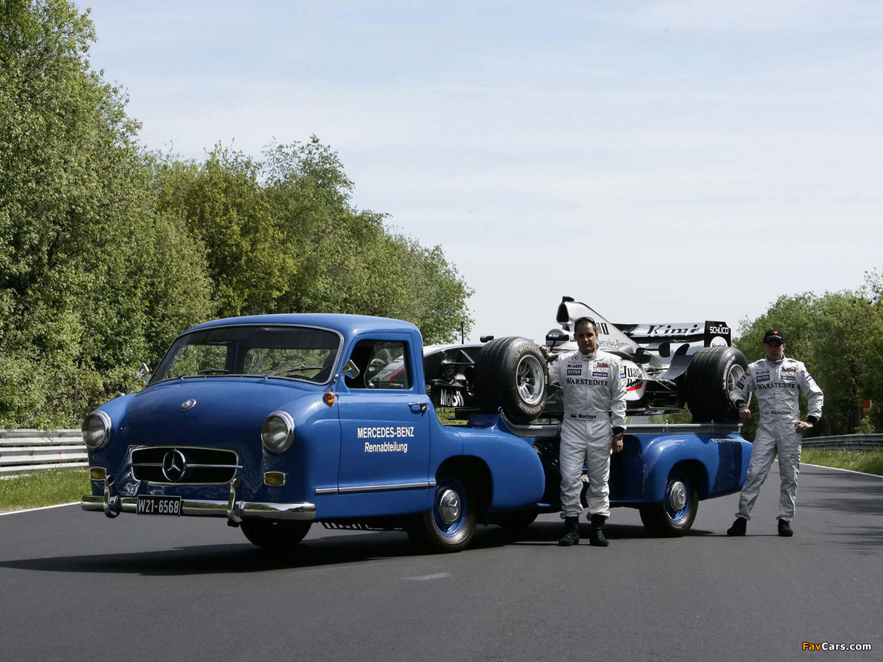 Photos of Mercedes-Benz Blue Wonder Transporter 1954 (1280 x 960)