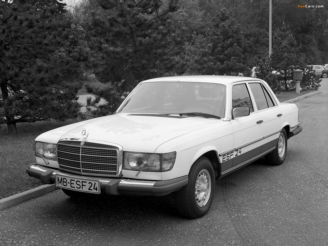 Photos of Mercedes-Benz ESF24 (W116) 1974 (1280 x 960)