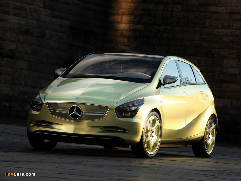 Photos of Mercedes-Benz BlueZero Concept 2009 (800 x 600)