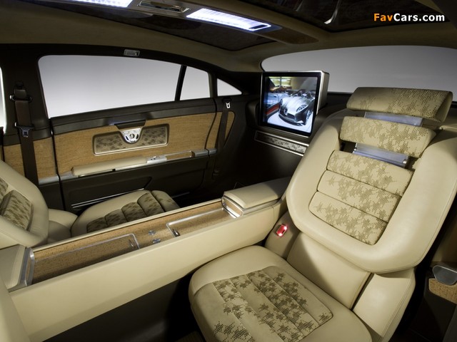 Pictures of Mercedes-Benz F700 Concept 2007 (640 x 480)