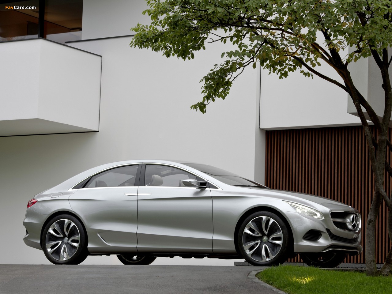 Mercedes-Benz F800 Style Concept 2010 wallpapers (1280 x 960)