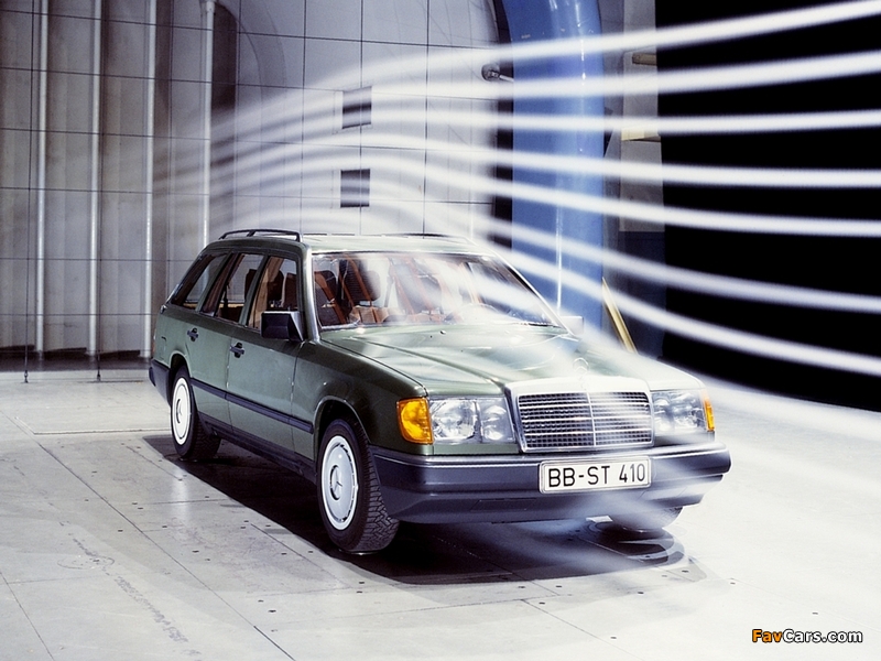 Images of Mercedes-Benz E-Klasse Estate (S124) 1985–93 (800 x 600)