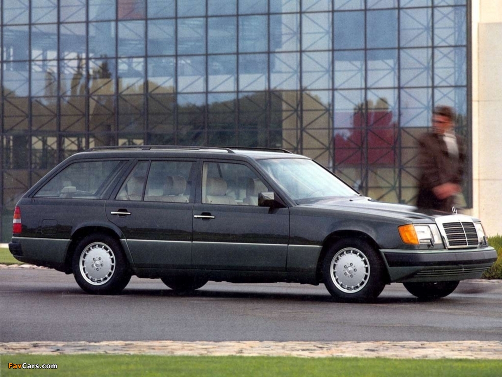 Images of Mercedes-Benz 300 TE US-spec (S124) 1986–92 (1024 x 768)
