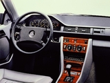 Images of Mercedes-Benz E-Klasse Coupe (C124) 1987–96