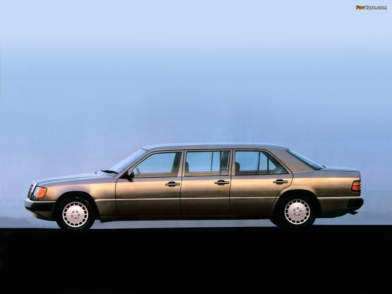 Images of Mercedes-Benz E-Klasse (W124) 1990–93 (1280 x 960)