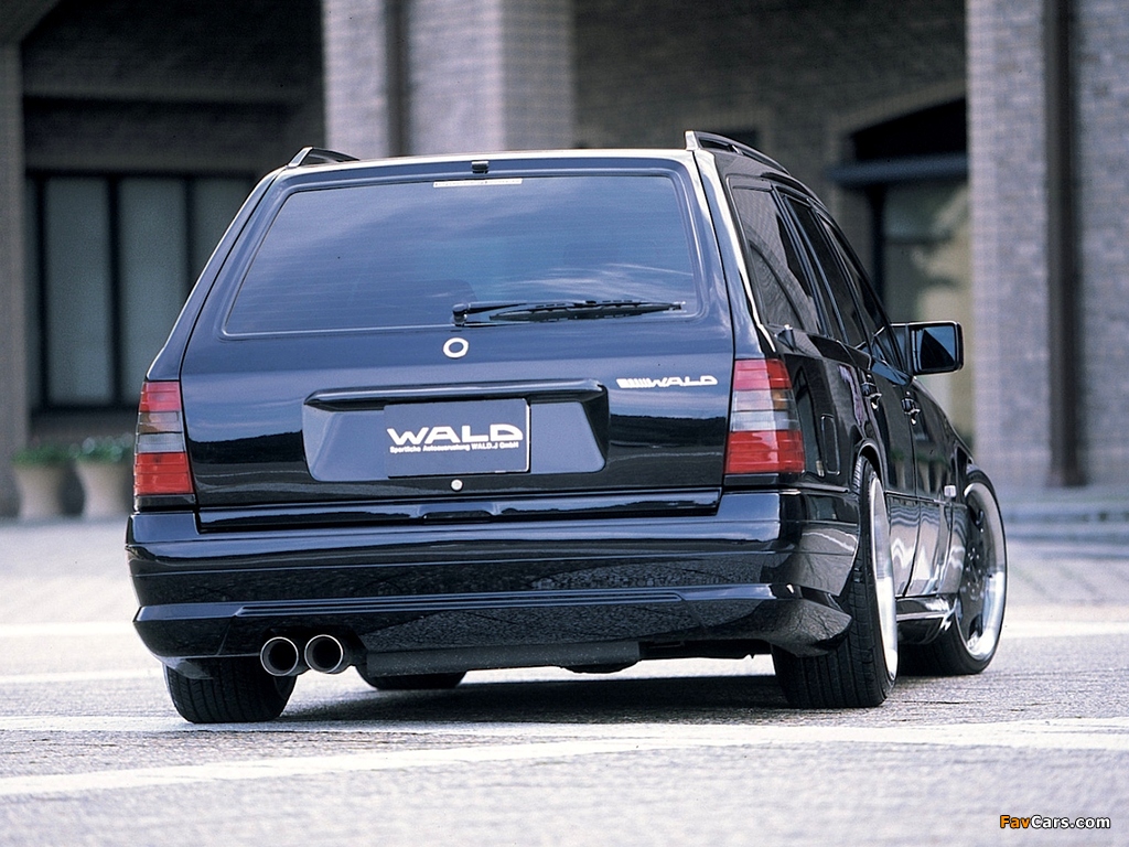 Images of WALD Mercedes-Benz E-Klasse TE V4 (S124) 1990 (1024 x 768)