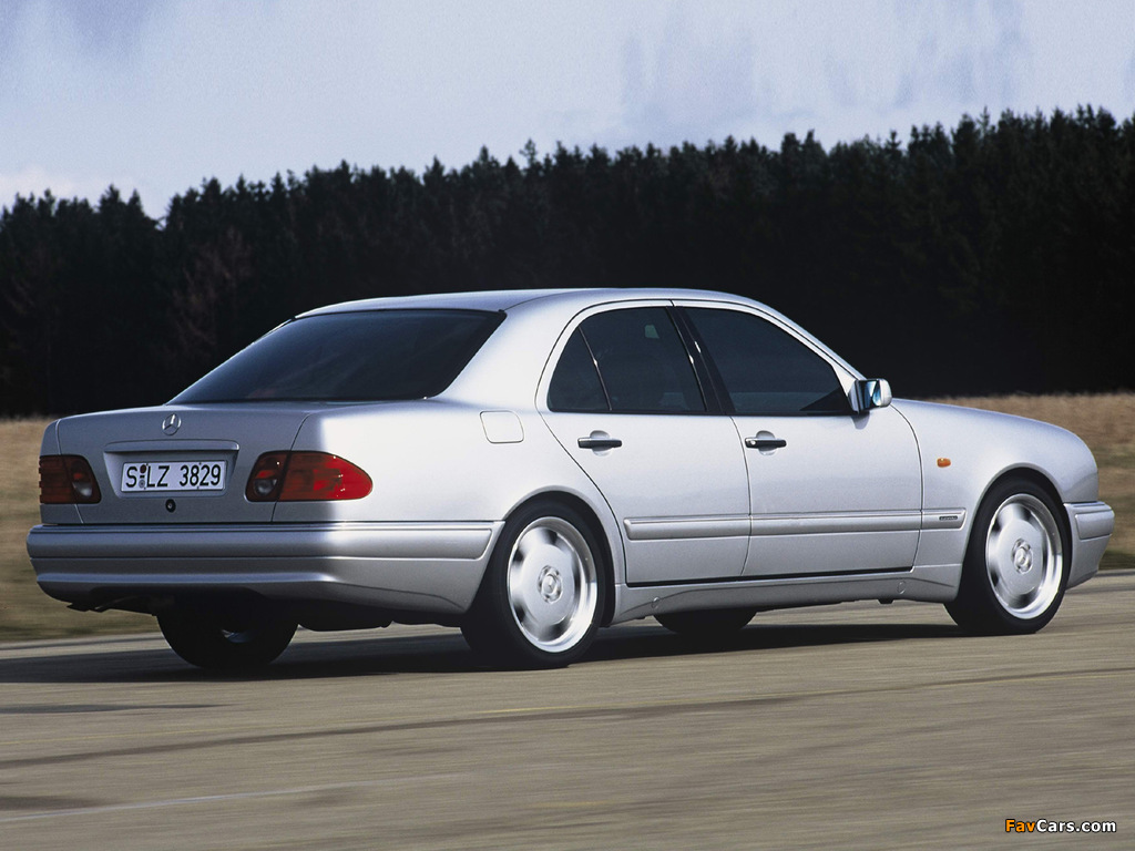 Images of Mercedes-Benz E 50 AMG (W210) 1996–97 (1024 x 768)
