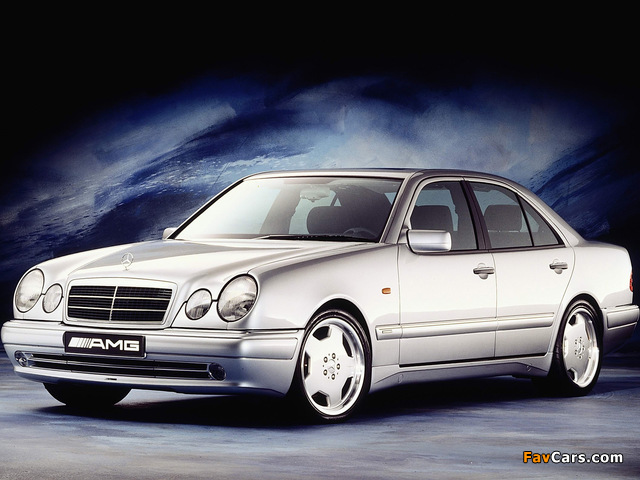 Images of Mercedes-Benz E 50 AMG (W210) 1996–97 (640 x 480)