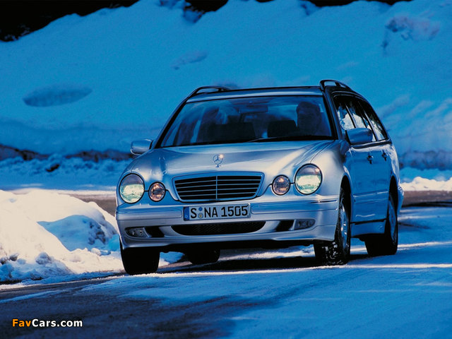 Images of Mercedes-Benz E 280 4MATIC Estate (S210) 1999–2002 (640 x 480)