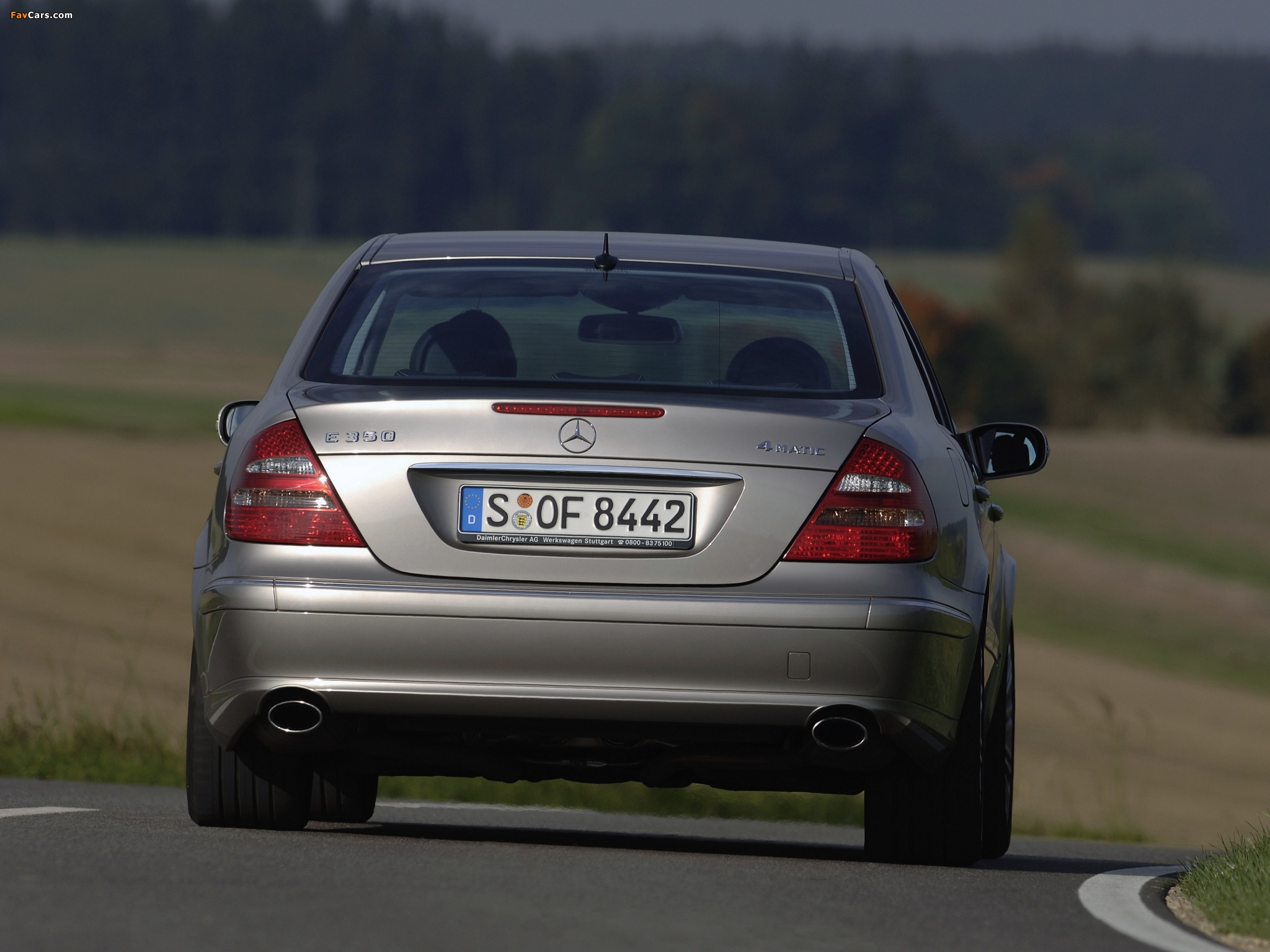 Images of Mercedes-Benz E 350 4MATIC (W211) 2004–06 (2048 x 1536)