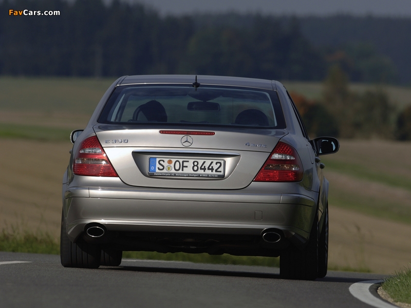 Images of Mercedes-Benz E 350 4MATIC (W211) 2004–06 (800 x 600)