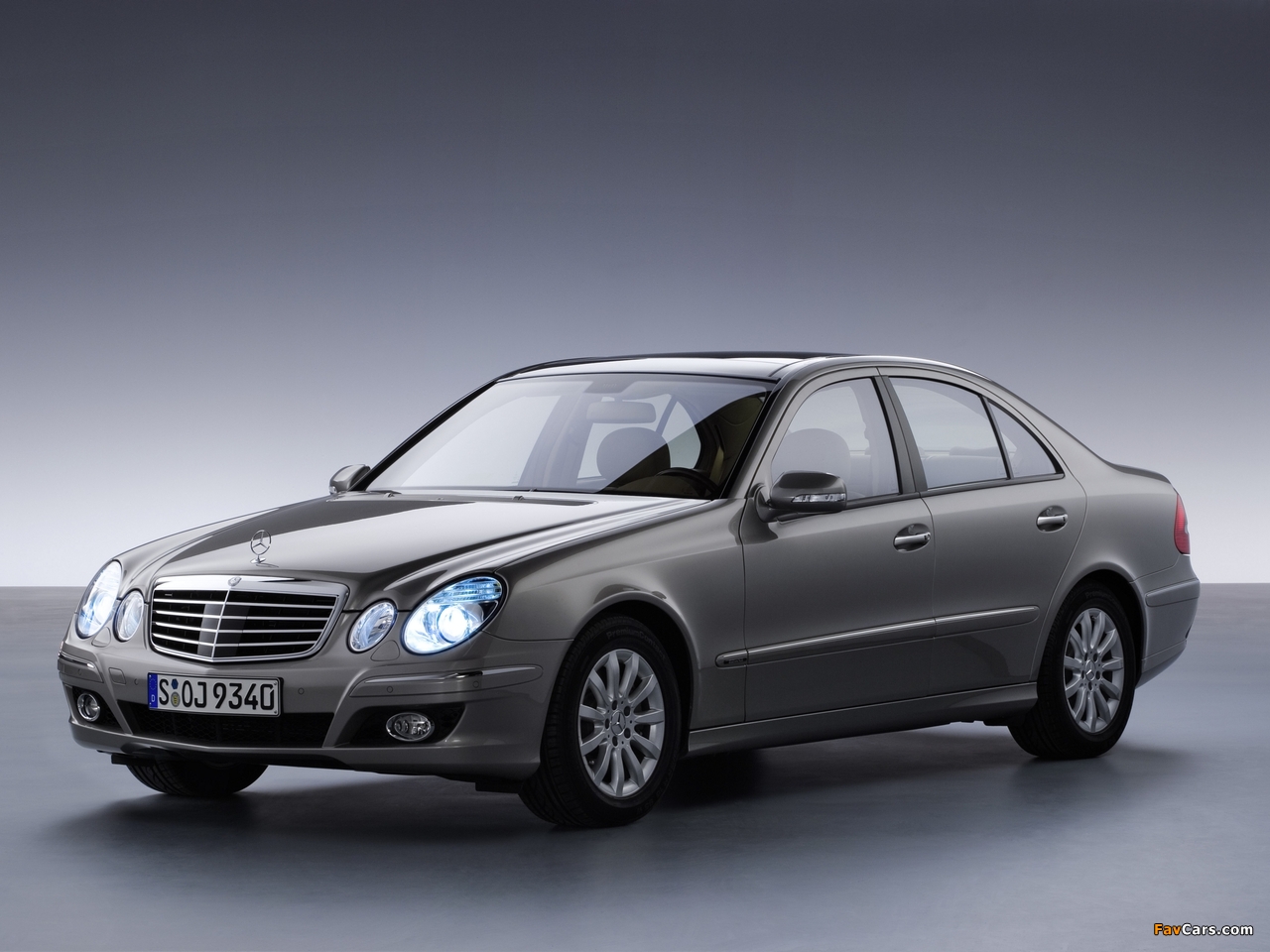 Images of Mercedes-Benz E 350 (W211) 2006–09 (1280 x 960)