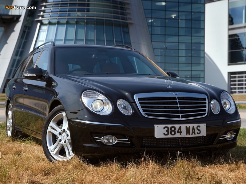 Images of Mercedes-Benz E 320 CDI Estate UK-spec (S211) 2006–09 (800 x 600)
