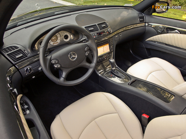 Images of Mercedes-Benz E 350 4MATIC US-spec (W211) 2006–09 (640 x 480)
