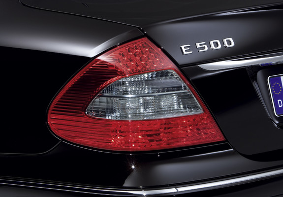 Images of Mercedes-Benz E 500 (W211) 2006–09