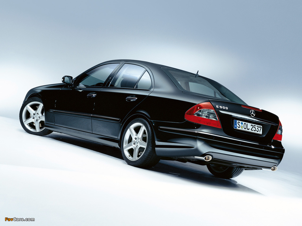 Images of Mercedes-Benz E 500 AMG Sports Package (W211) 2006–09 (1024 x 768)