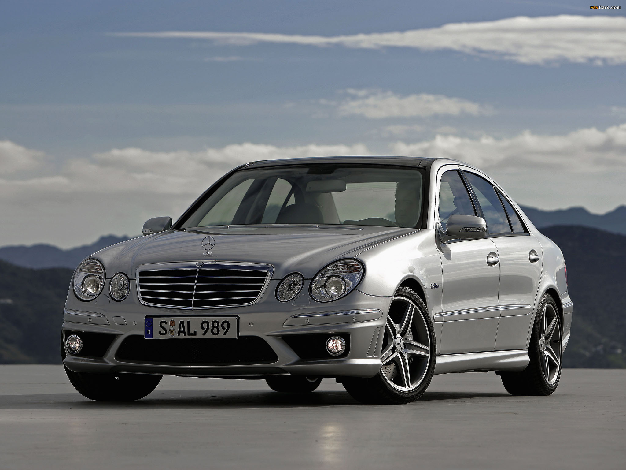 Images of Mercedes-Benz E 63 AMG (W211) 2007–09 (2048 x 1536)