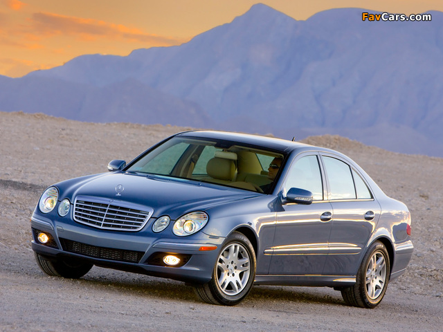 Images of Mercedes-Benz E 320 BlueTec (W211) 2008–09 (640 x 480)