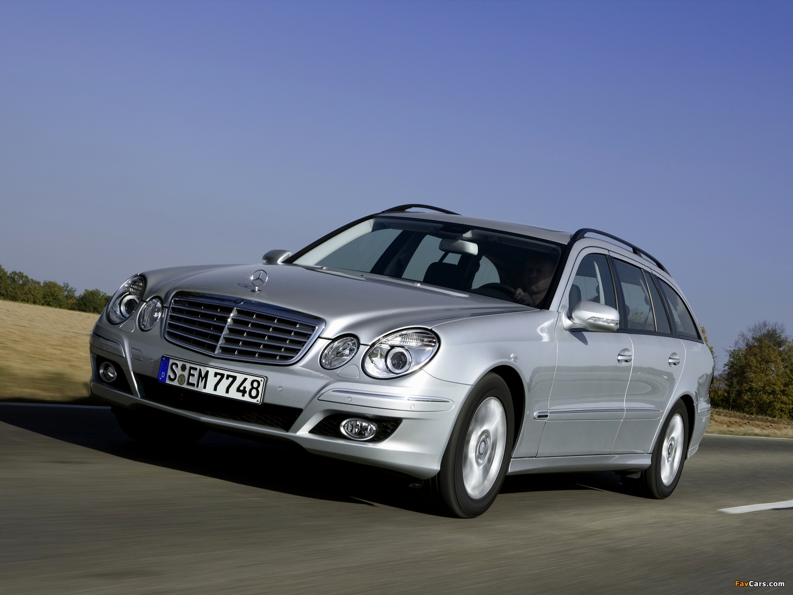 Images of Mercedes-Benz E 350 CGI (S211) 2008–09 (1600 x 1200)