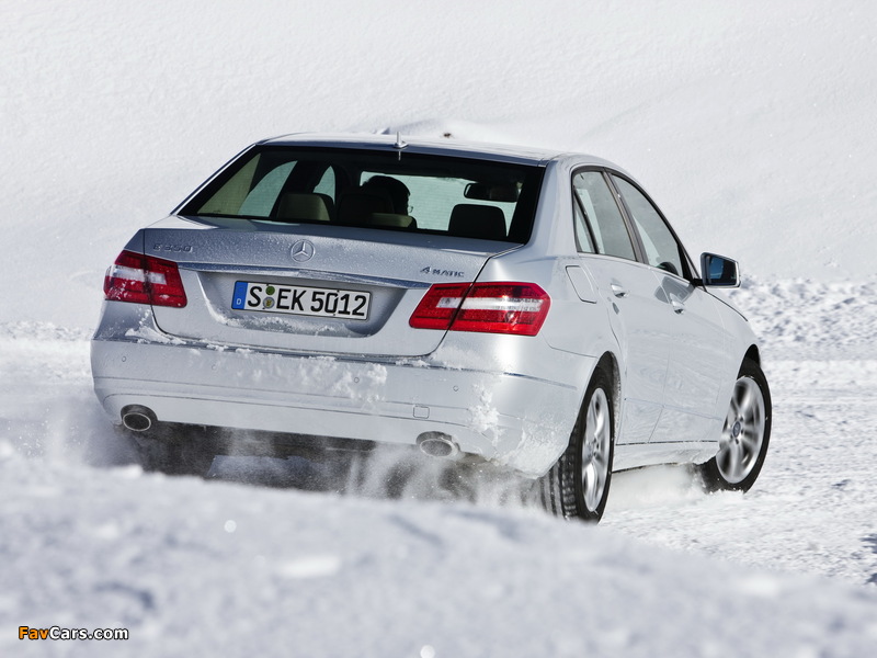 Images of Mercedes-Benz E 350 4MATIC (W212) 2009–12 (800 x 600)