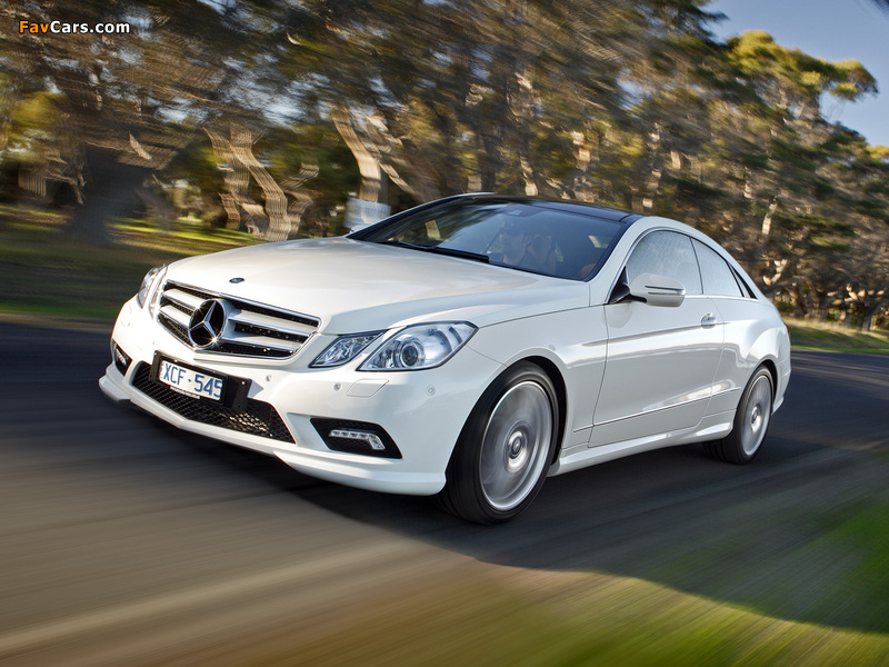 Images of Mercedes-Benz E 500 Coupe AMG Sports Package AU-spec (C207) 2009–12 (800 x 600)