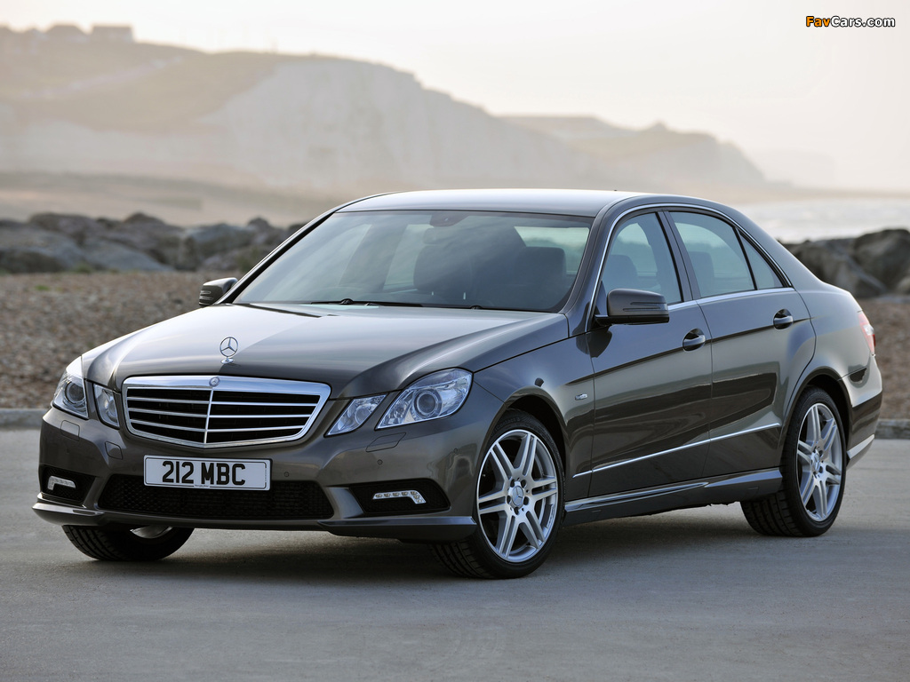 Images of Mercedes-Benz E 220 CDI AMG Sports Package UK-spec (W212) 2009–12 (1024 x 768)
