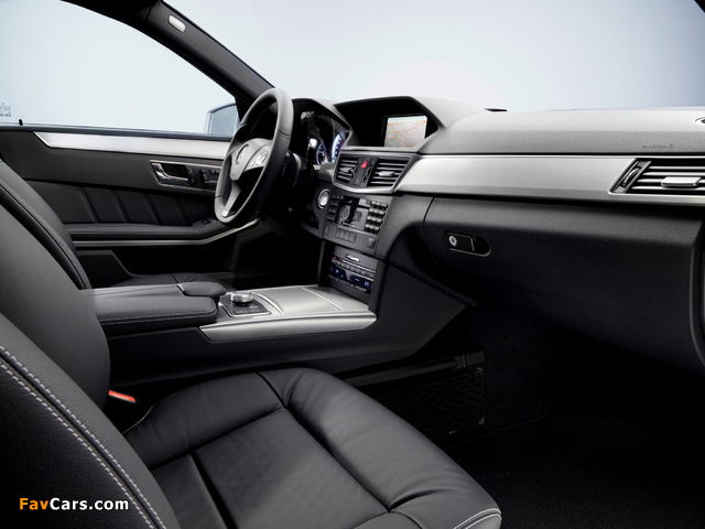 Images of Mercedes-Benz E 500 AMG Sports Package (W212) 2009–12 (640 x 480)