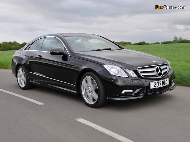 Images of Mercedes-Benz E 500 Coupe AMG Sports Package UK-spec (C207) 2009–12 (640 x 480)
