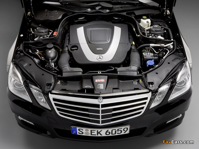 Images of Mercedes-Benz E 350 CGI (W212) 2009–12 (640 x 480)
