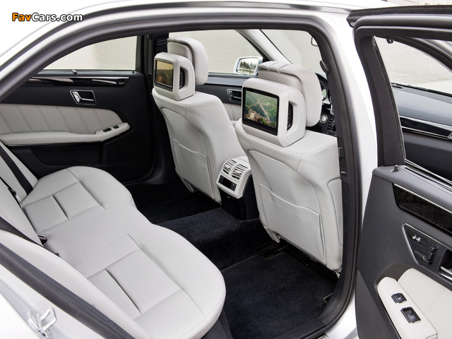 Images of Mercedes-Benz E 300 L (W212) 2010–13 (640 x 480)