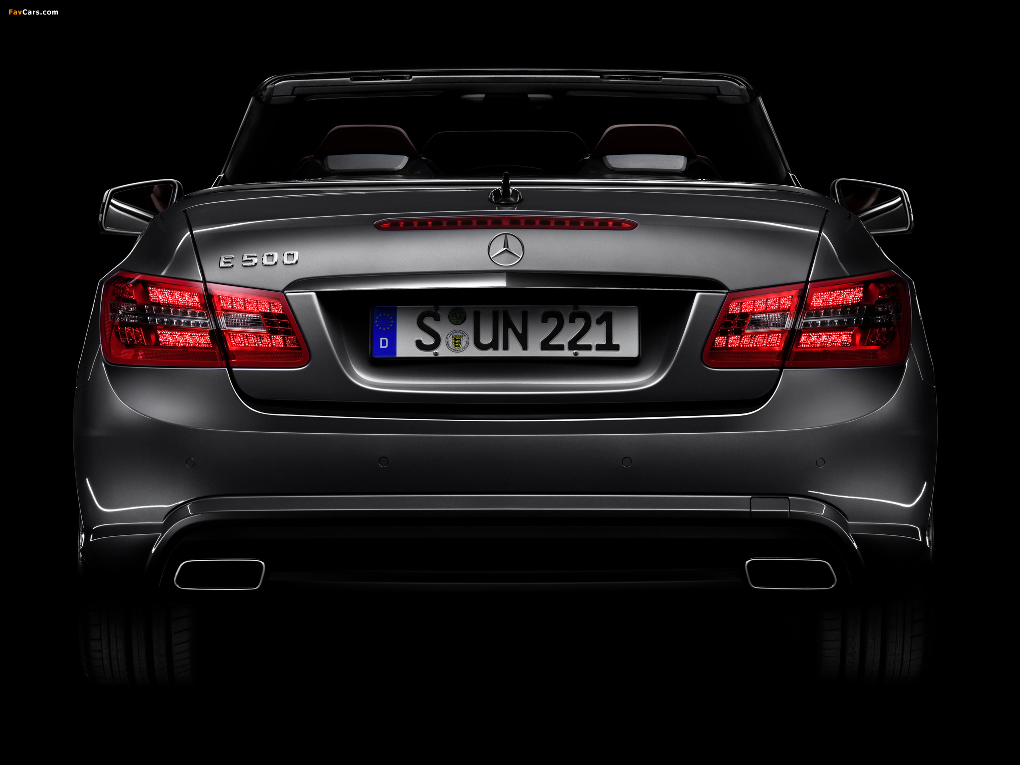 Images of Mercedes-Benz E 500 Cabrio AMG Sports Package (A207) 2010–12 (2048 x 1536)