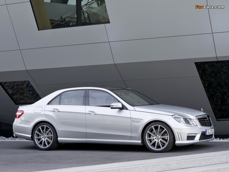 Images of Mercedes-Benz E 63 AMG (W212) 2011–12 (800 x 600)