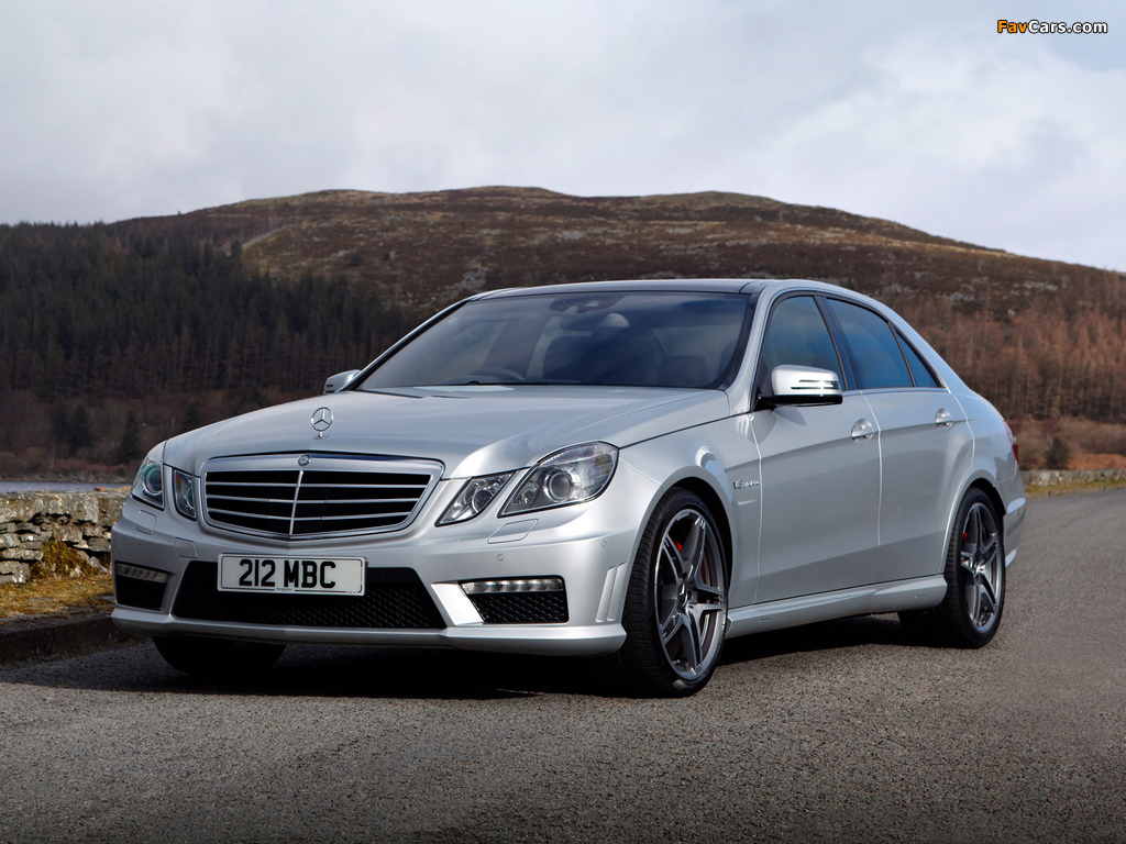 Images of Mercedes-Benz E 63 AMG UK-spec (W212) 2012 (1024 x 768)