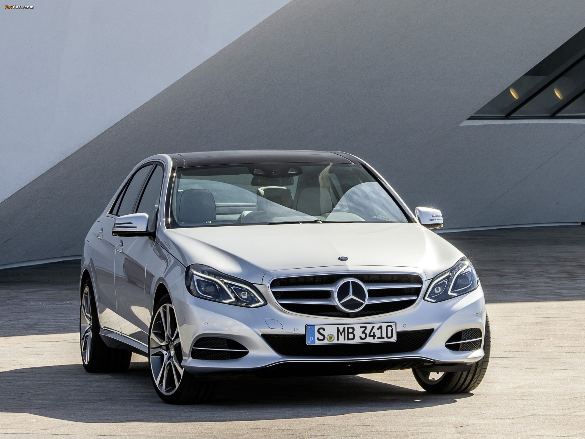 Images of Mercedes-Benz E 350 4MATIC (W212) 2013 (2048 x 1536)