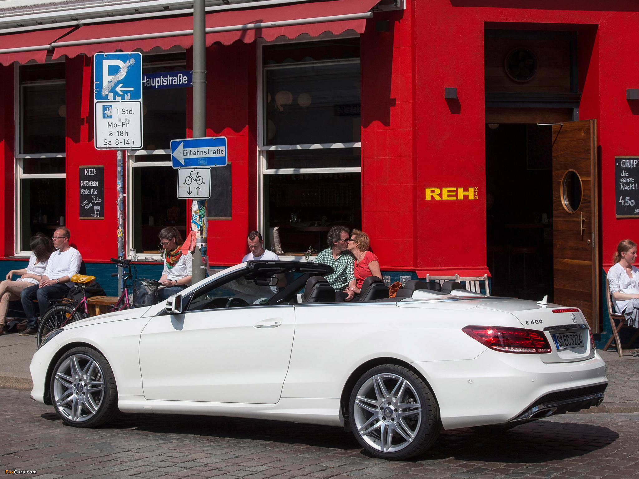 Images of Mercedes-Benz E 400 Cabrio AMG Sports Package (A207) 2013 (2048 x 1536)