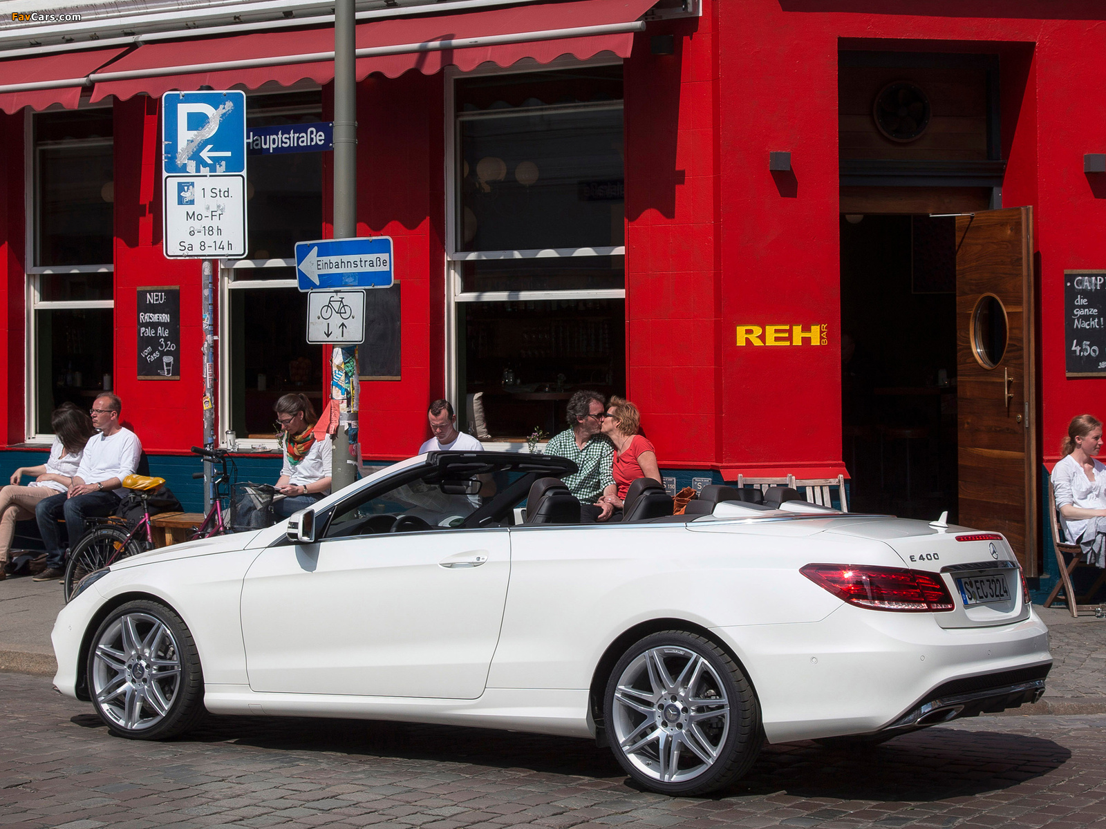 Images of Mercedes-Benz E 400 Cabrio AMG Sports Package (A207) 2013 (1600 x 1200)