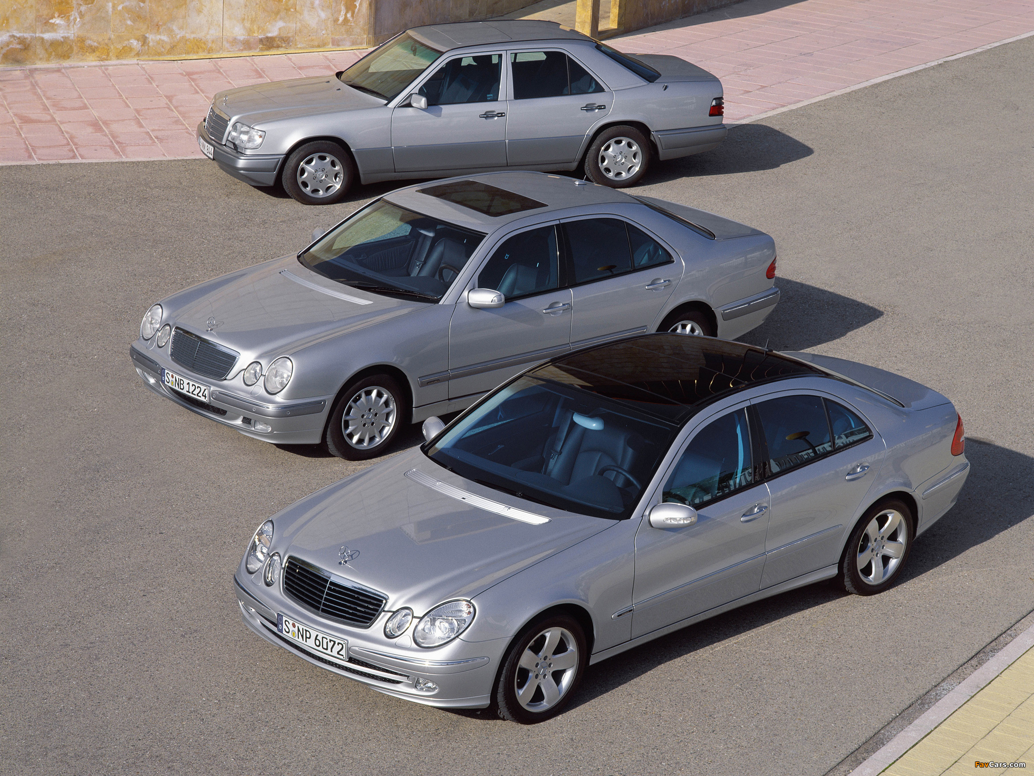 Images of Mercedes-Benz E-Klasse 124 (2048 x 1536)